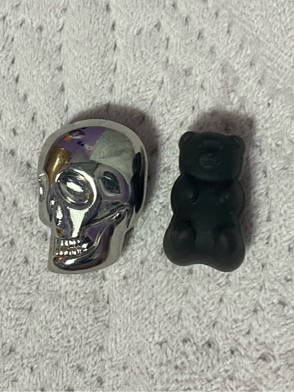 Set Of 2 Croc Charm Jibbitz
